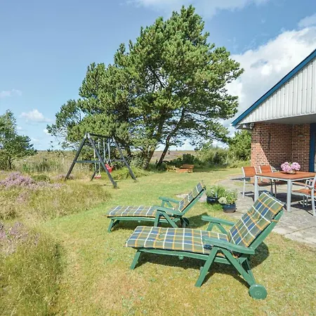 Holiday home Amazing In Romo With Kitchen